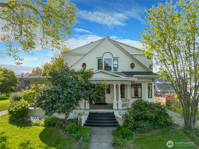 1021 N 5th Street