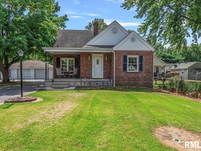 1516 W Glenn Ave