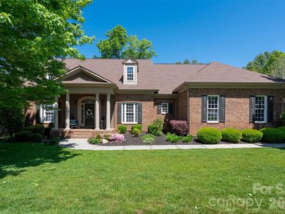 10106 Enfield Ct