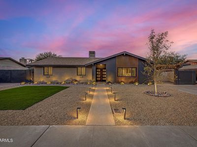 2808 E LUPINE Avenue