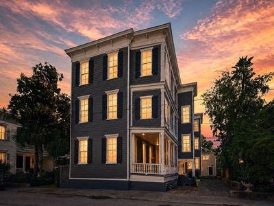 20 Limehouse St APT C