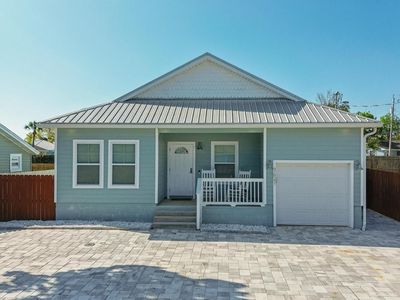 3621 Biltmore Dr