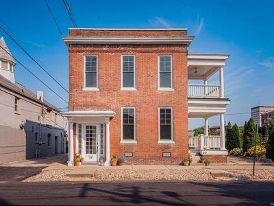 18 Chestnut St