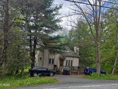 835 Hidden Lake Dr