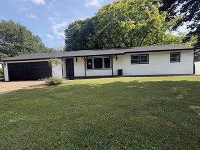 Property at 101 Sunset Dr, Clintonville, WI