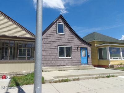 614 W Park Ave