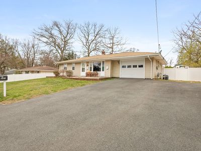 201 Caroline Dr