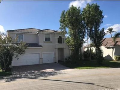 5371 SW 32nd Ter