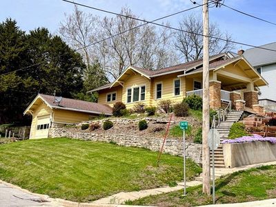 301 Plum Street