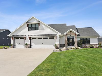 2082 Fescue Way