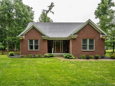 1797 W Wisteria Lane