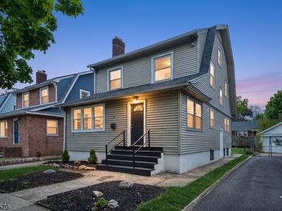 45 Leslie St