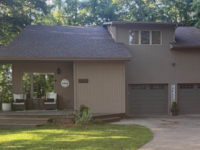 2000 Edgewood Dr