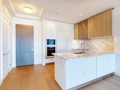 240 Devonshire St #4014