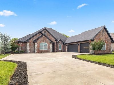 1041 Little Osage Ave