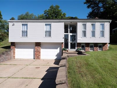 4437 Helmar Dr