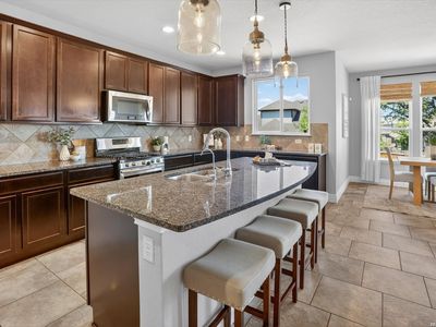 7407 Valle Msn