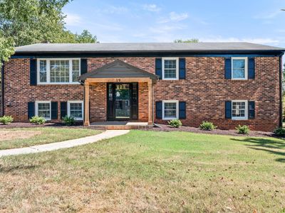 19 Mistletoe Dr
