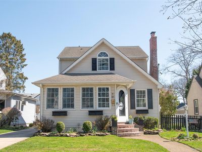 81 Chestnut Avenue