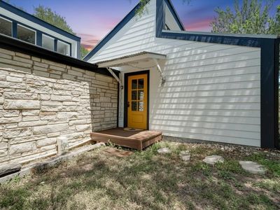 Property at 150 Lakeview Dr, Del Valle, TX