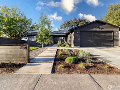 860 Clay Street Street