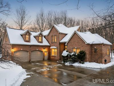 Property at 4 Aspen Ln, Gladstone, MI