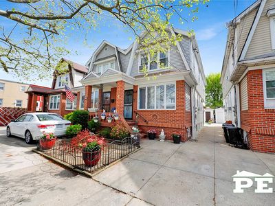 1517 E 57th St