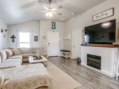 3416 Bryan Ave