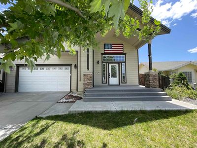 1260 Shadow Mountain Dr