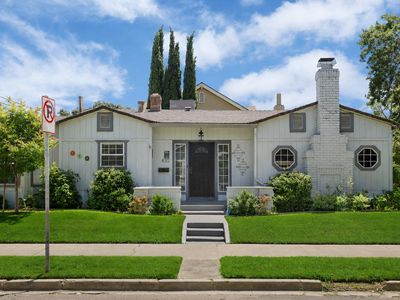 430 Bedford Rd