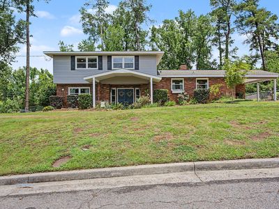 808 Brooks Dr