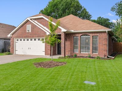 7009 Bentley Ave
