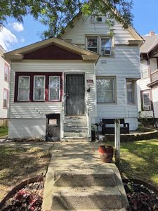 1525 N 39th STREET