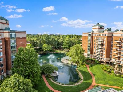 111 Cherry Vallley Avenue #408W