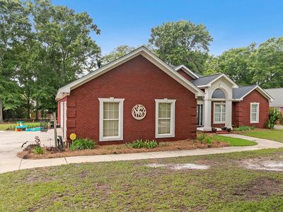 302 Stonegate Dr
