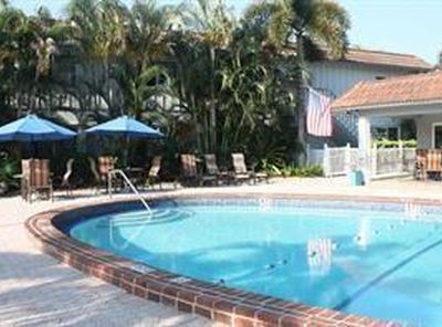 659 W Oakland Park Boulevard
