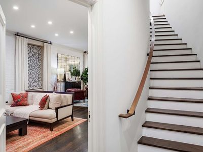 104 Charlton St #1/2E