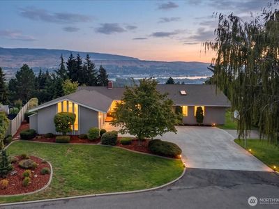 2137 Sunrise Circle