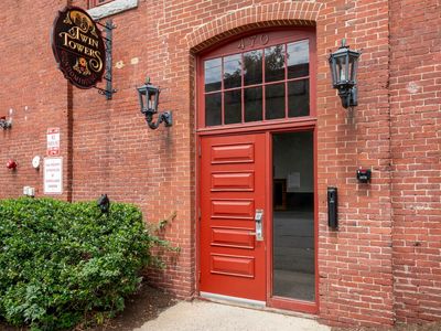 470 Silver Street #319