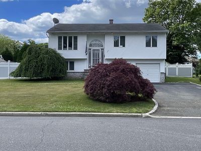 111 Boulevard Avenue