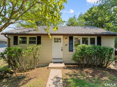 47 Hungerford Avenue