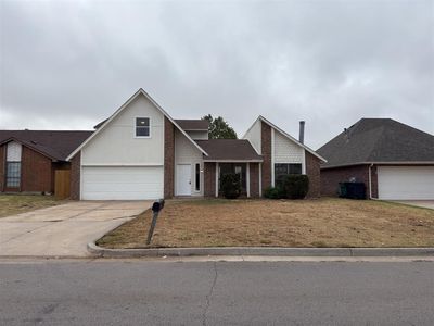 8405 NW 109th St
