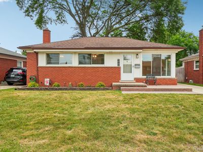 609 Lerner Ave