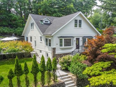 8 Birchwood Rd