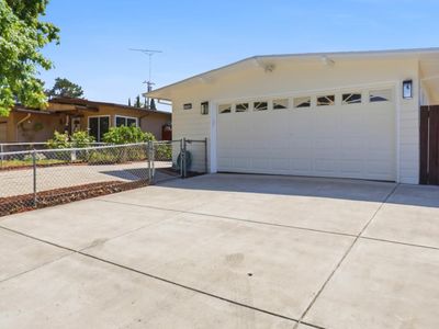 170 S Gadsden Dr