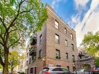643 W Roscoe St APT G