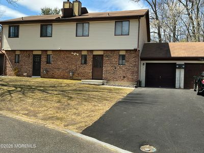 3 Peacock Place