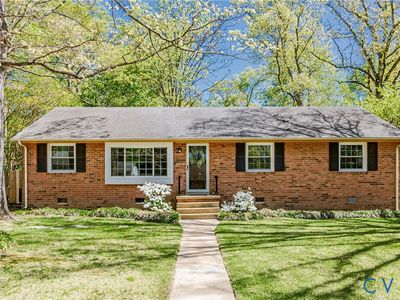 1607 Winding Way