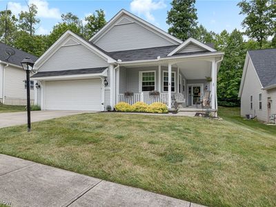 Property at 18340 Crystal Lakes Dr, North Royalton, OH