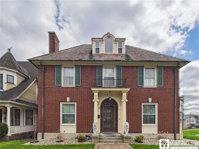 25 School St